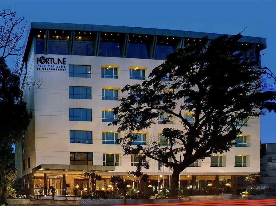 Fortune Park Vallabha - Member ITC Hotel Group, Hyderabad Exterior foto